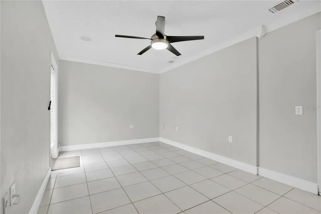 682 Ascot Circle Orlando FL 32825