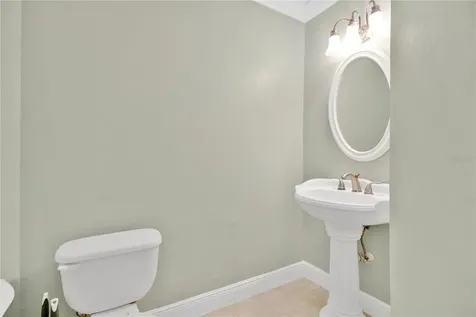 682 Ascot Circle Orlando FL 32825