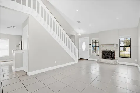 682 Ascot Circle Orlando FL 32825
