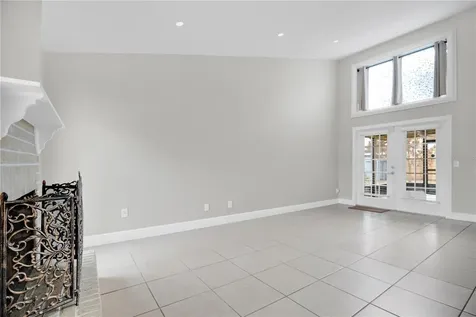 682 Ascot Circle Orlando FL 32825