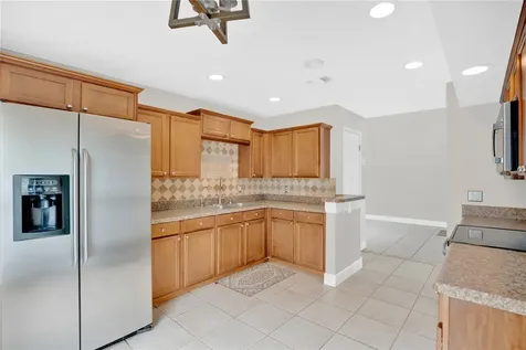 682 Ascot Circle Orlando FL 32825