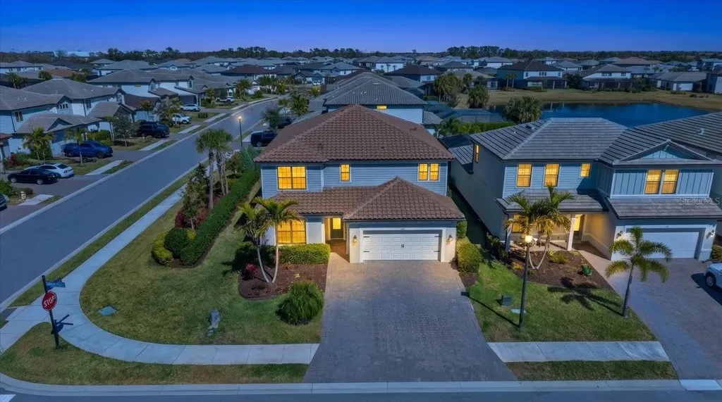 5876 Silverside Pine Court Lakewood Ranch FL 34211