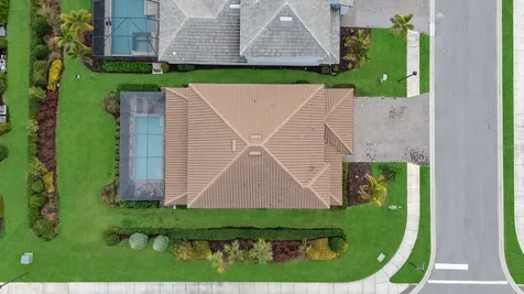 5876 Silverside Pine Court Lakewood Ranch FL 34211