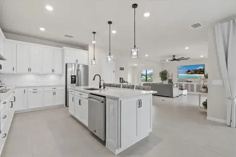 5876 Silverside Pine Court Lakewood Ranch FL 34211