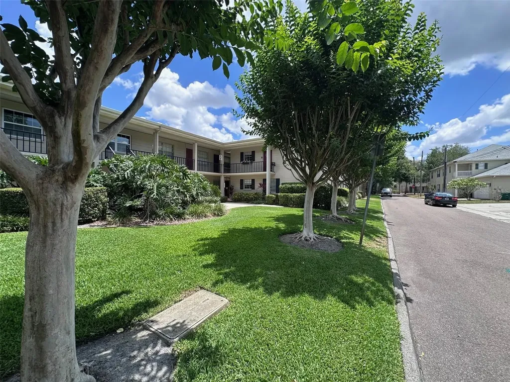 2207 S Carolina Avenue Tampa FL 33629