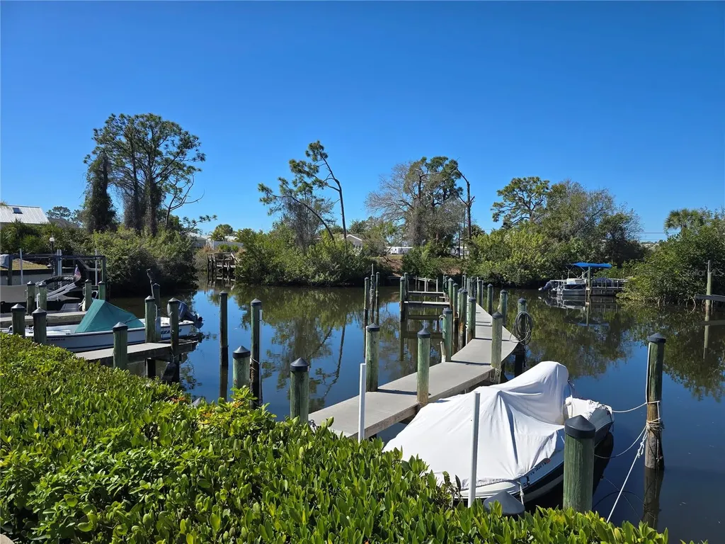 6468 Hamlet Drive Englewood FL 34224