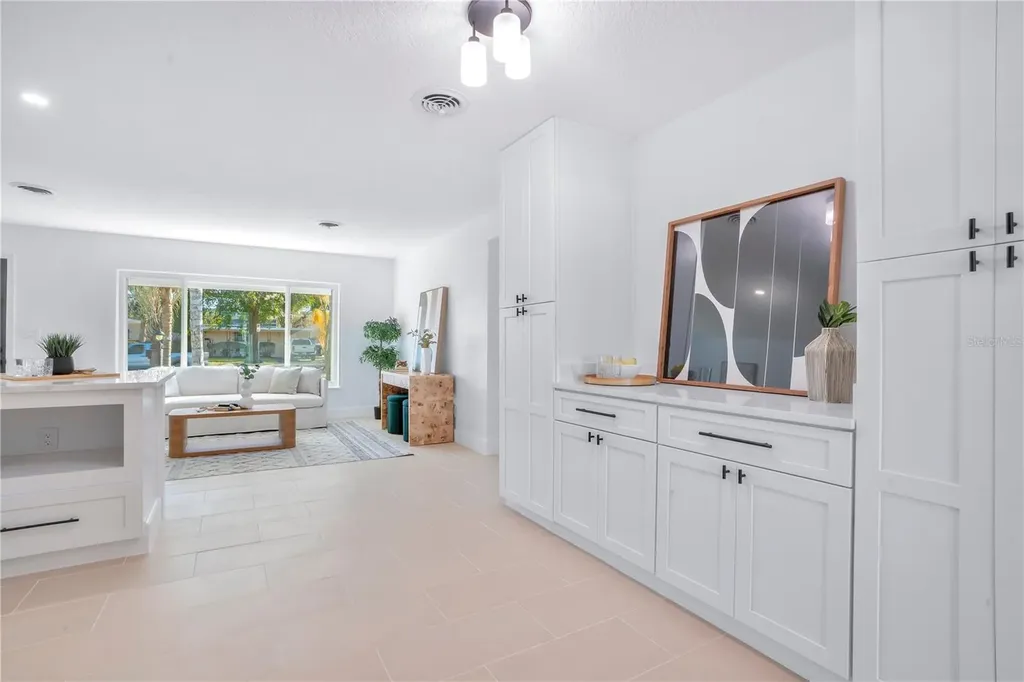 2801 Gulfstream Road Orlando FL 32805