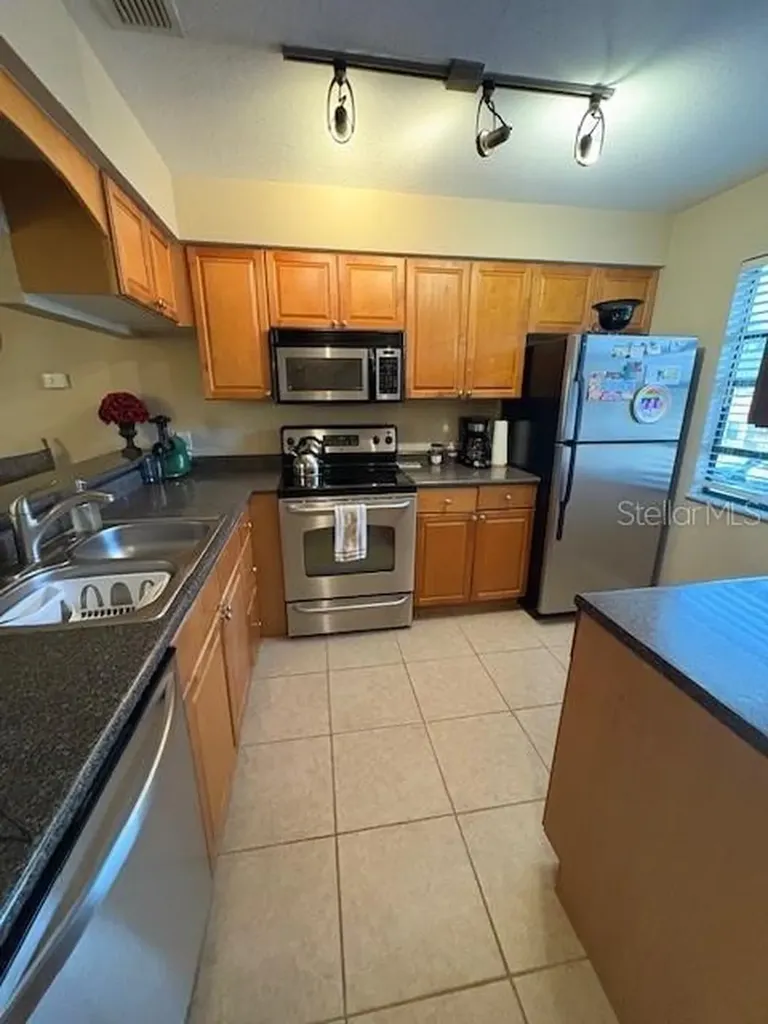 10160 Sailwinds Boulevard S Largo FL 33773