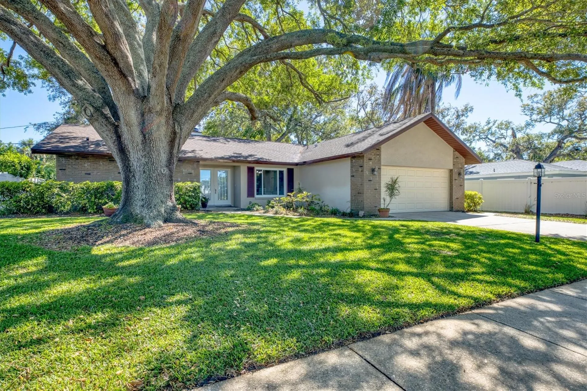 13964 106th Avenue Largo FL 33774