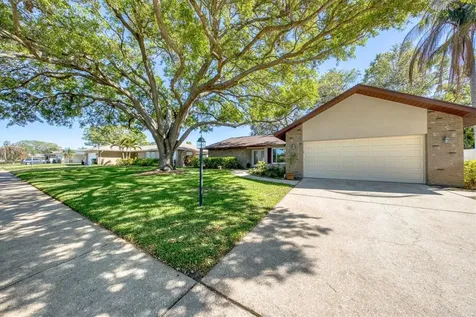 13964 106th Avenue Largo FL 33774