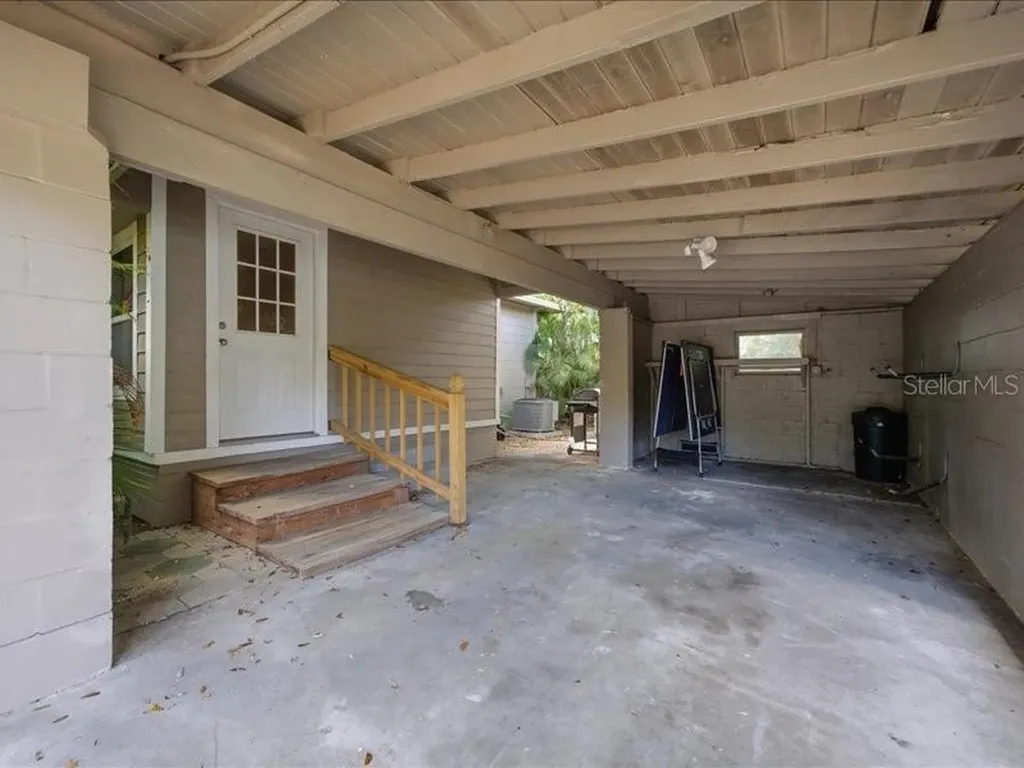 2670 Bayside Drive S St Petersburg FL 33705
