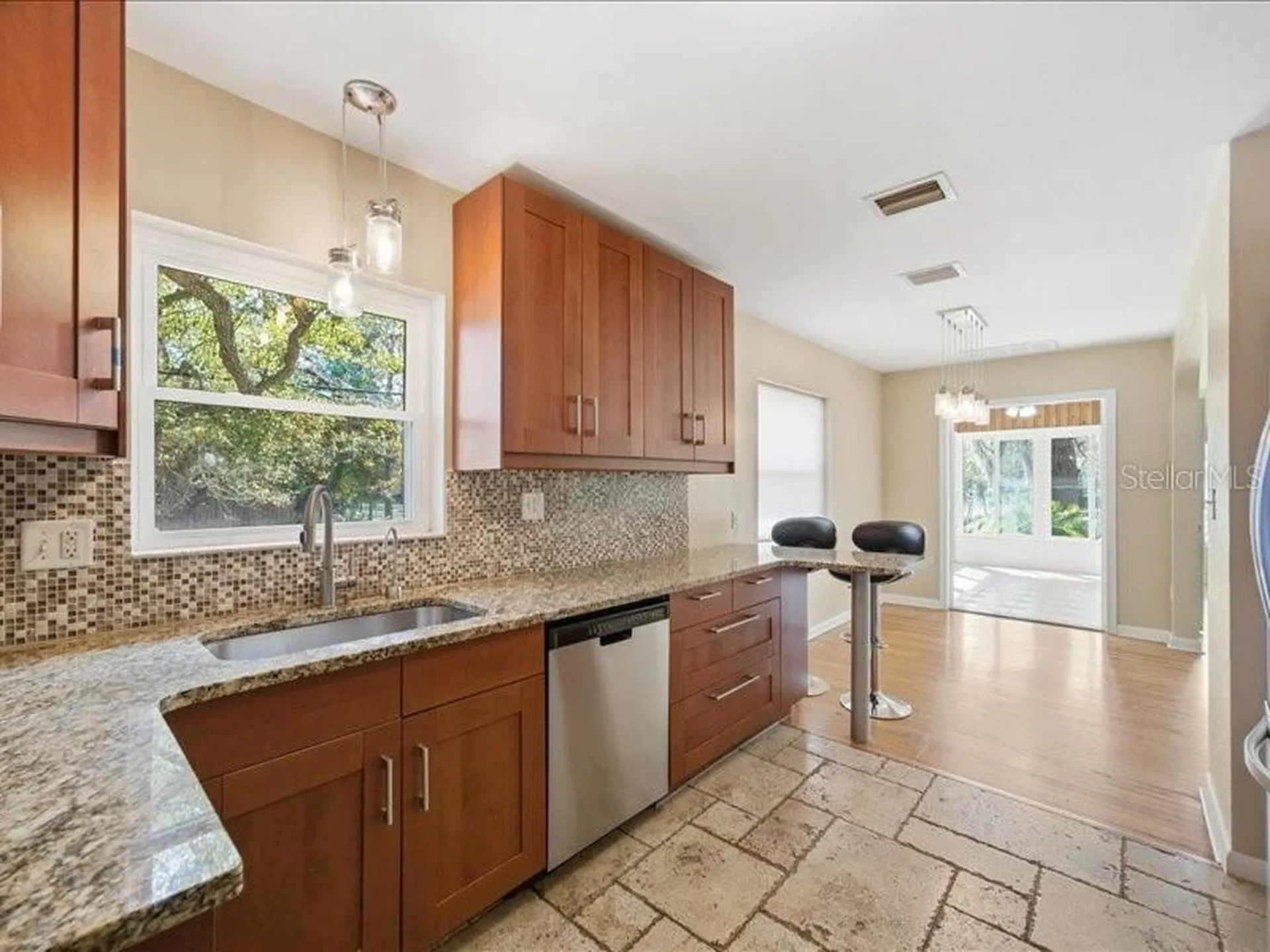 2670 Bayside Drive S St Petersburg FL 33705
