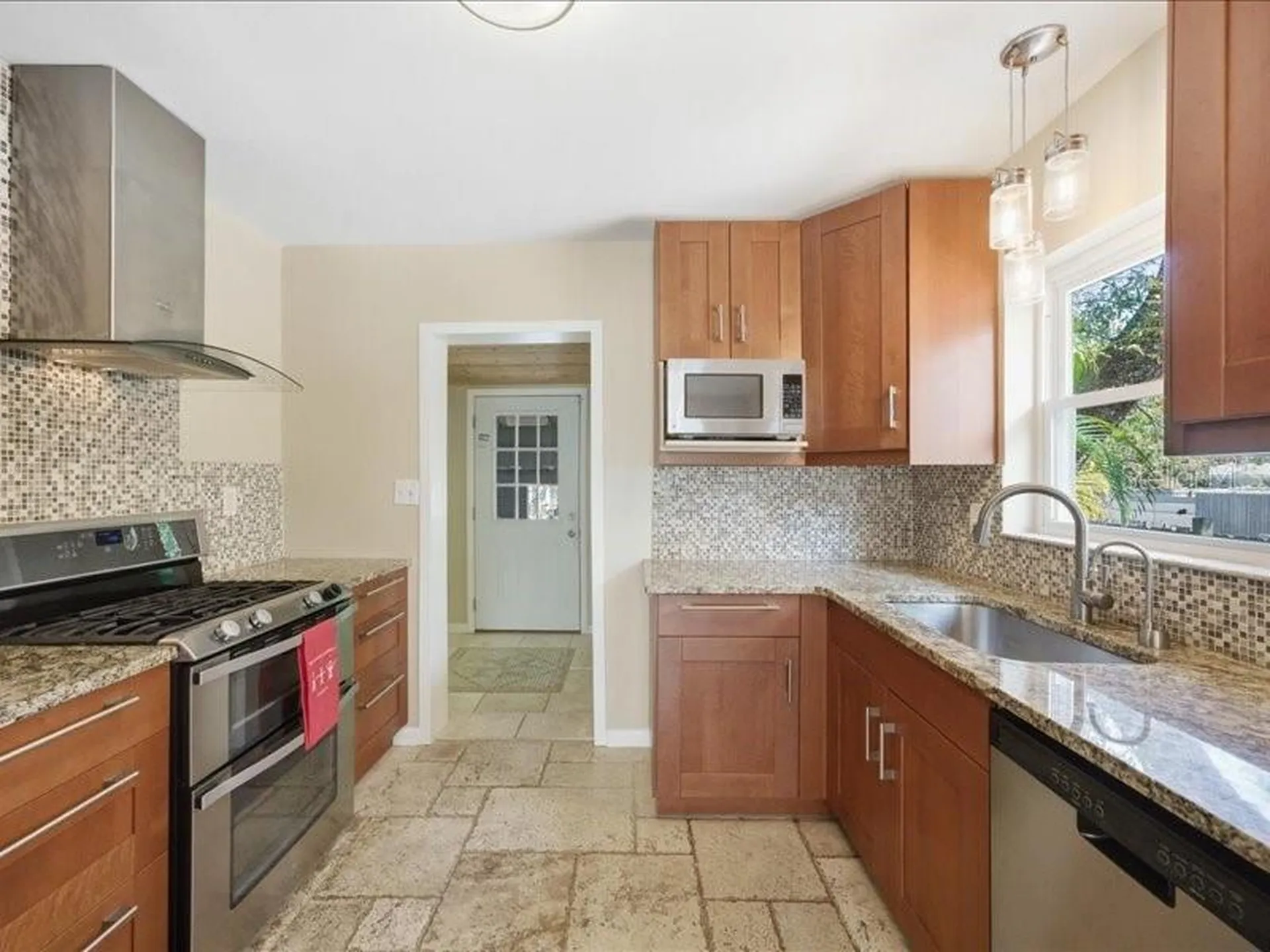 2670 Bayside Drive S St Petersburg FL 33705