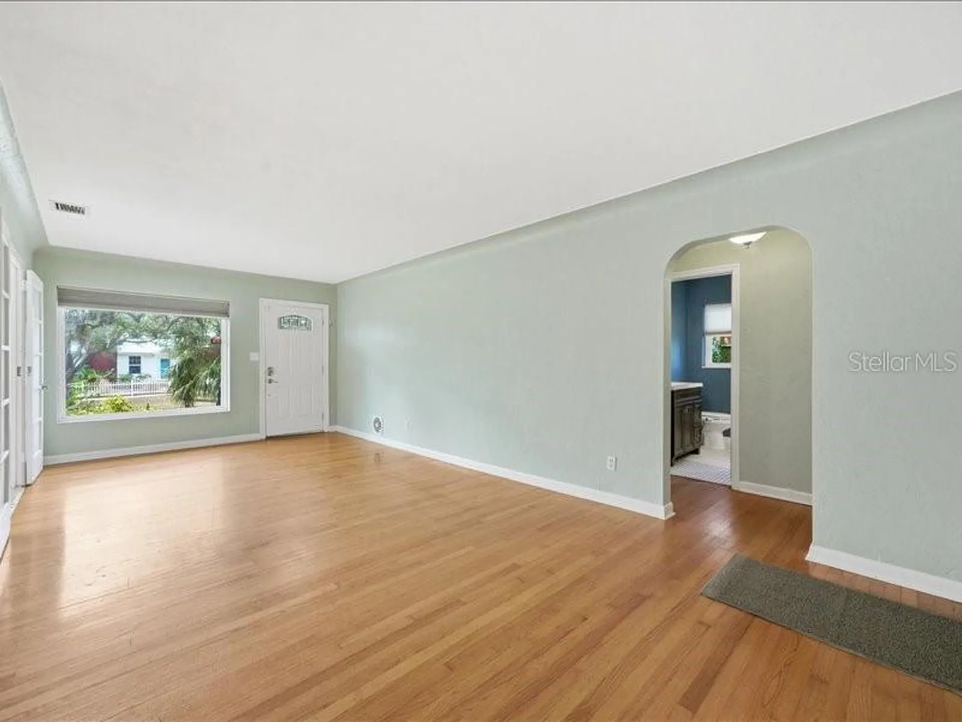 2670 Bayside Drive S St Petersburg FL 33705