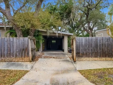 2670 Bayside Drive S St Petersburg FL 33705