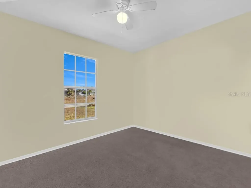 2120 SW 28th Terrace Cape Coral FL 33914