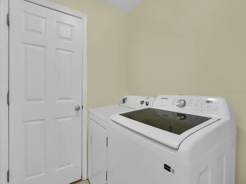 2120 SW 28th Terrace Cape Coral FL 33914