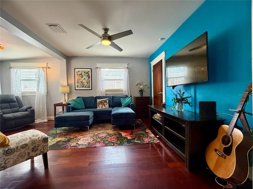 403 W Chelsea Street Tampa FL 33603