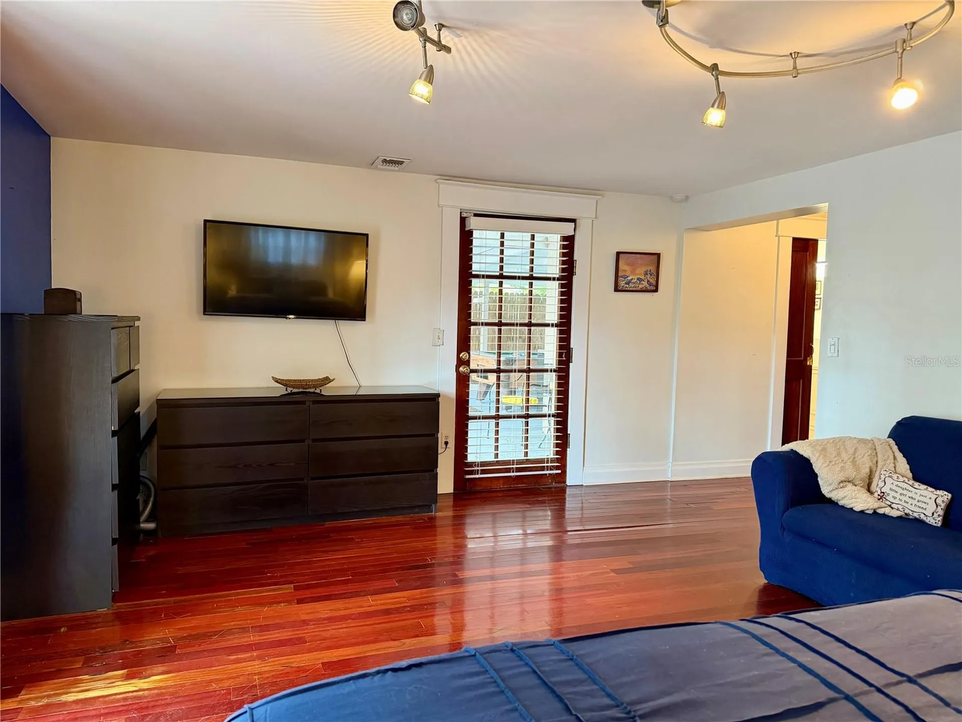 403 W Chelsea Street Tampa FL 33603