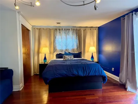 403 W Chelsea Street Tampa FL 33603