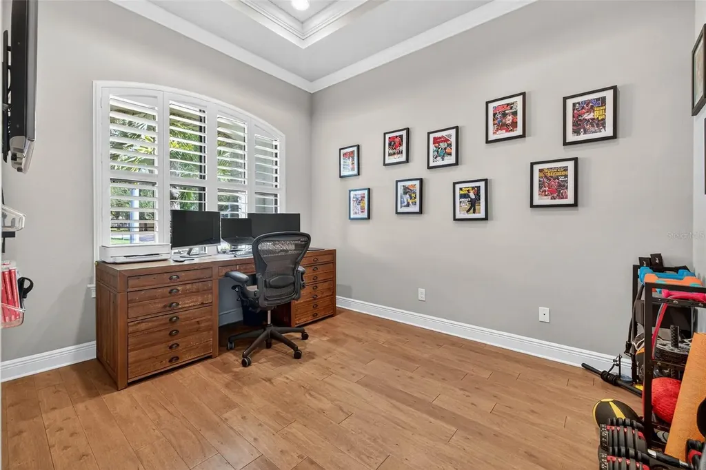 3702 W San Luis Street Tampa FL 33629