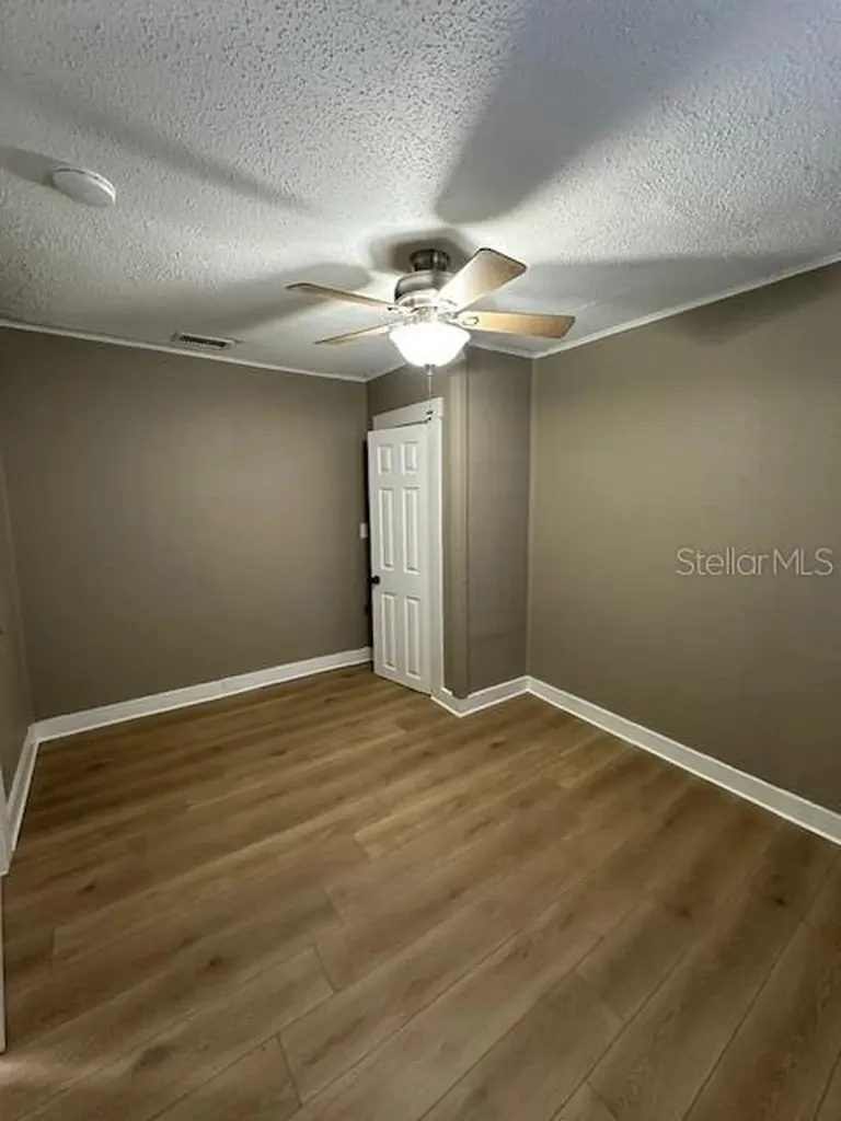 1587 Scranton Avenue Clearwater FL 33756