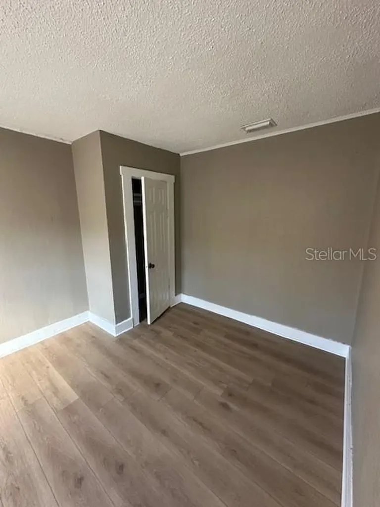 1587 Scranton Avenue Clearwater FL 33756