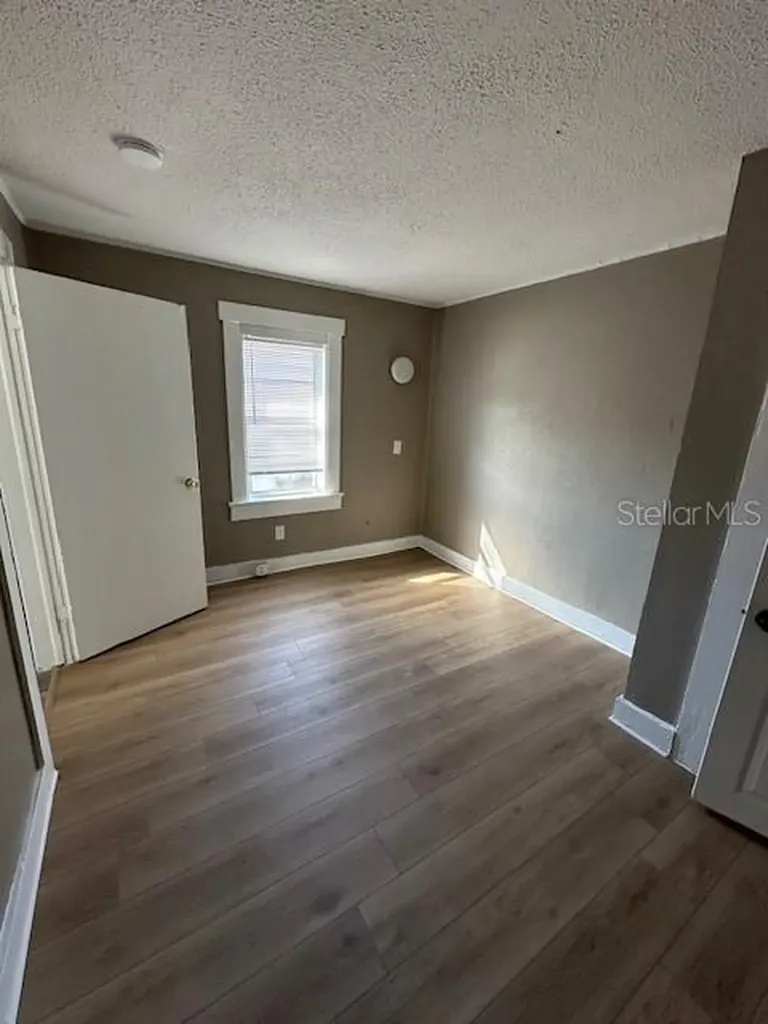 1587 Scranton Avenue Clearwater FL 33756