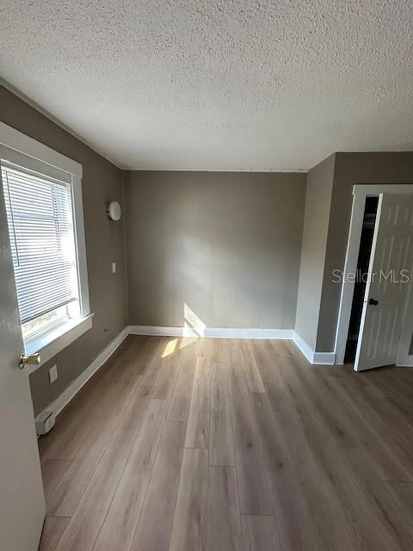 1587 Scranton Avenue Clearwater FL 33756