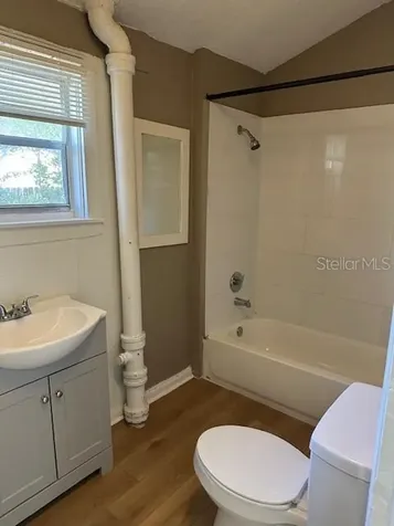 1587 Scranton Avenue Clearwater FL 33756