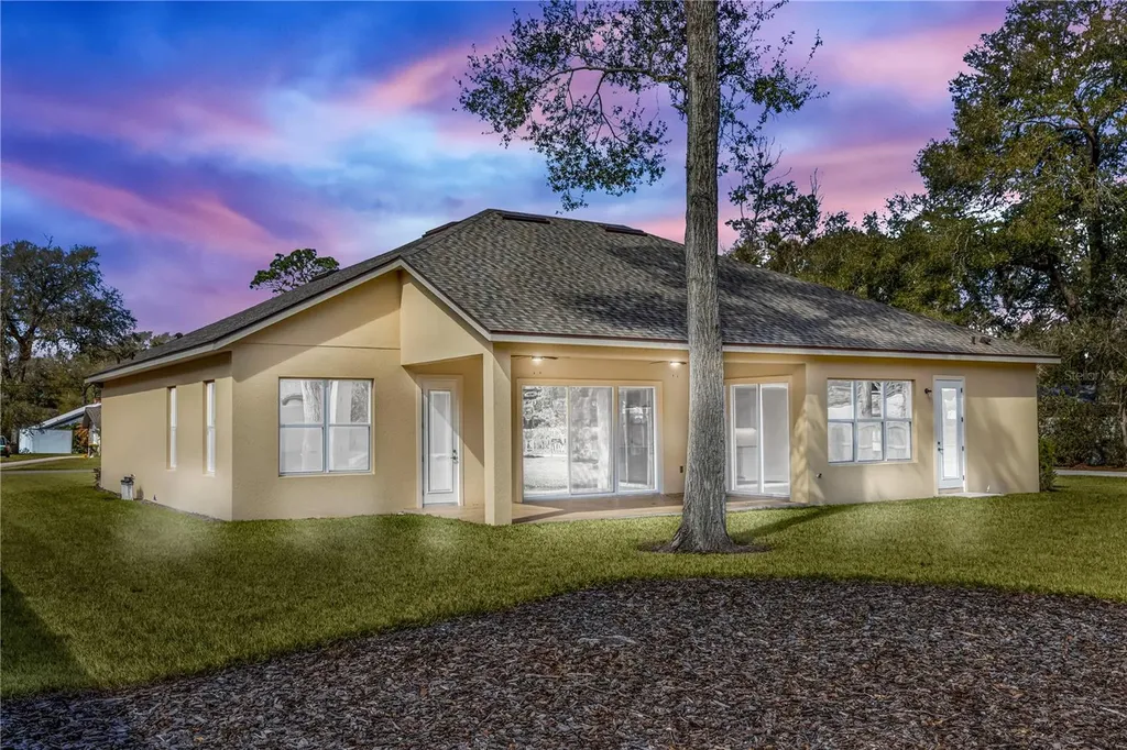 2210 S Sparkman Avenue Orange City FL 32763
