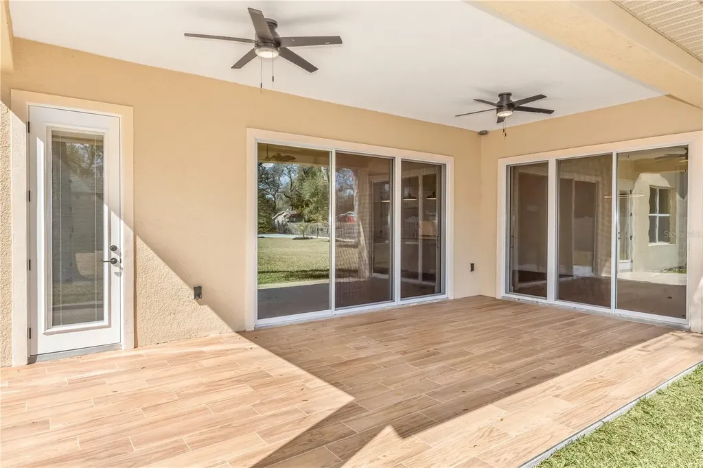 2210 S Sparkman Avenue Orange City FL 32763