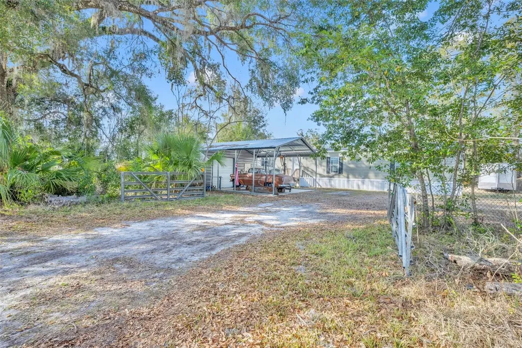 1326 SW 69th Road Bushnell FL 33513