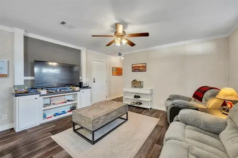 1326 SW 69th Road Bushnell FL 33513