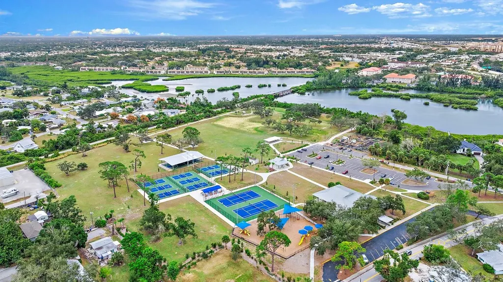 Colonia Lane Nokomis FL 34275