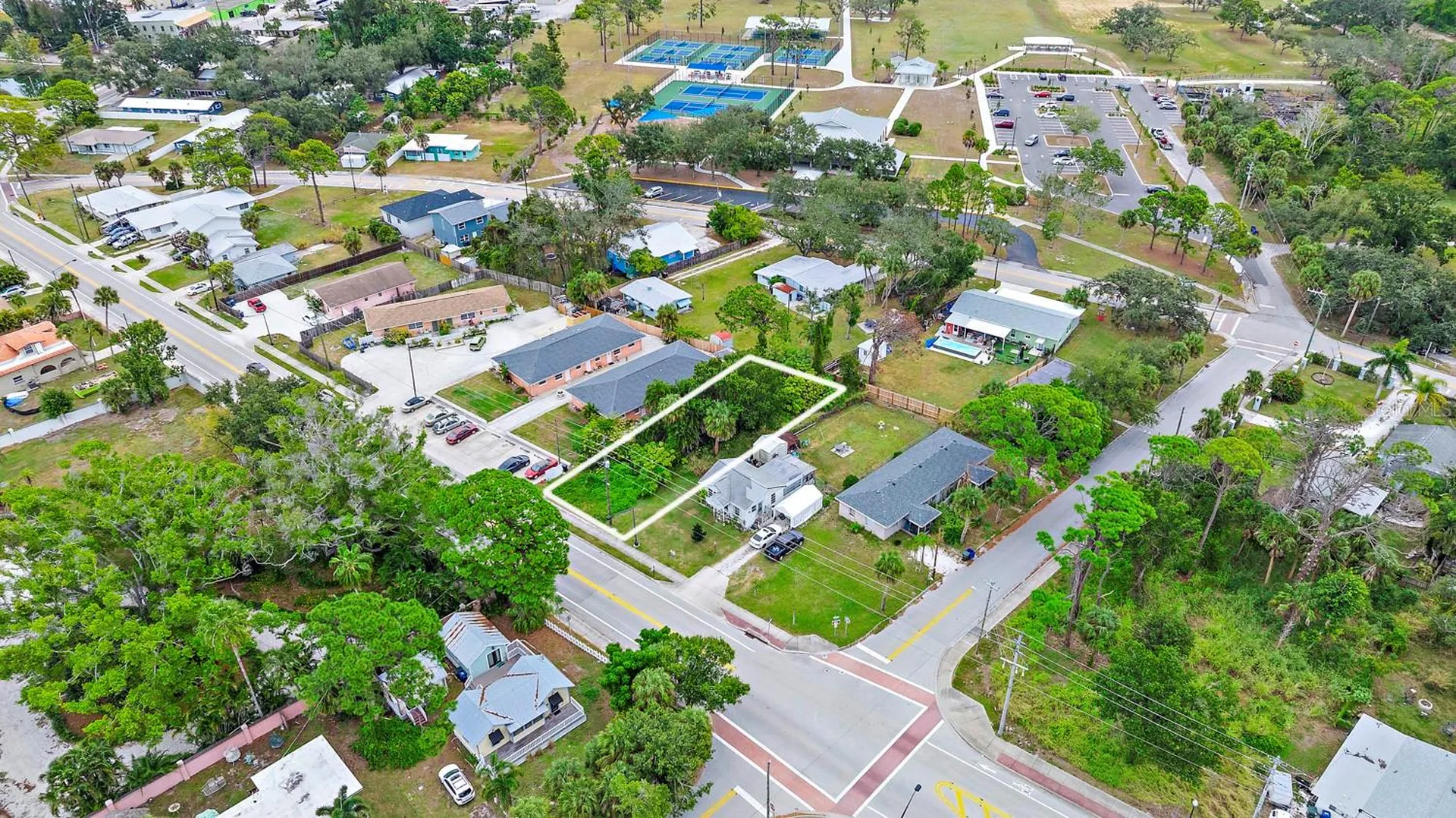 Colonia Lane Nokomis FL 34275