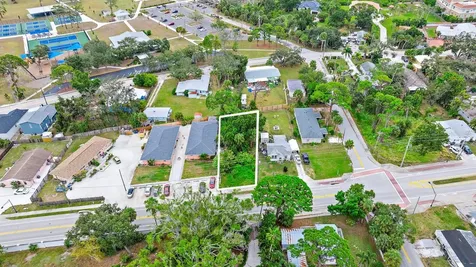 Colonia Lane Nokomis FL 34275