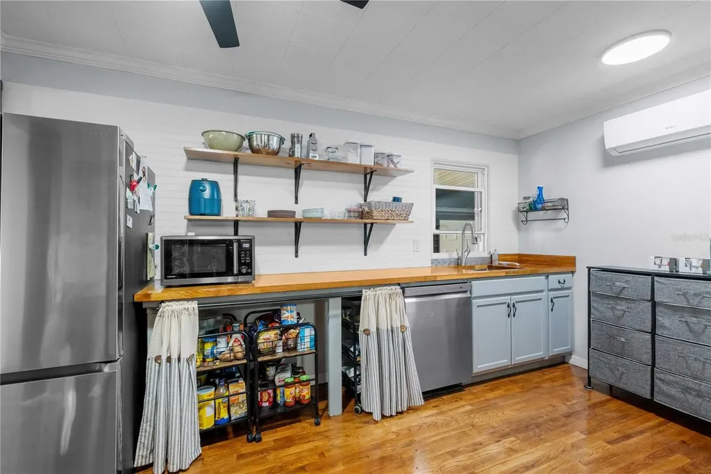 110 Cr 534 Bushnell FL 33513