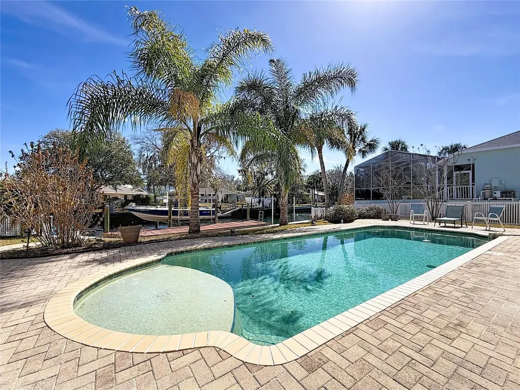 141 SE 2nd Avenue Crystal River FL 34429