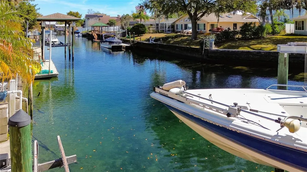 141 SE 2nd Avenue Crystal River FL 34429