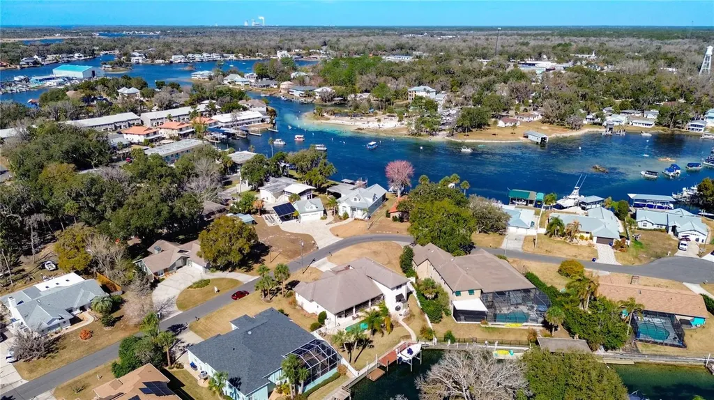 141 SE 2nd Avenue Crystal River FL 34429