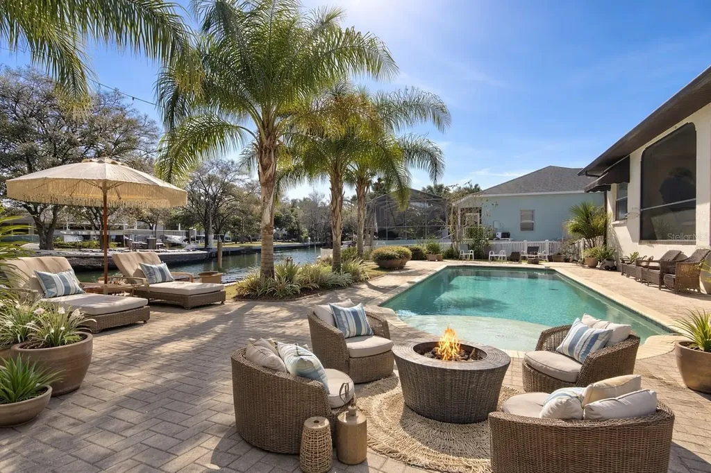 141 SE 2nd Avenue Crystal River FL 34429
