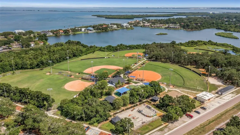 28 Brigton Court Safety Harbor FL 34695