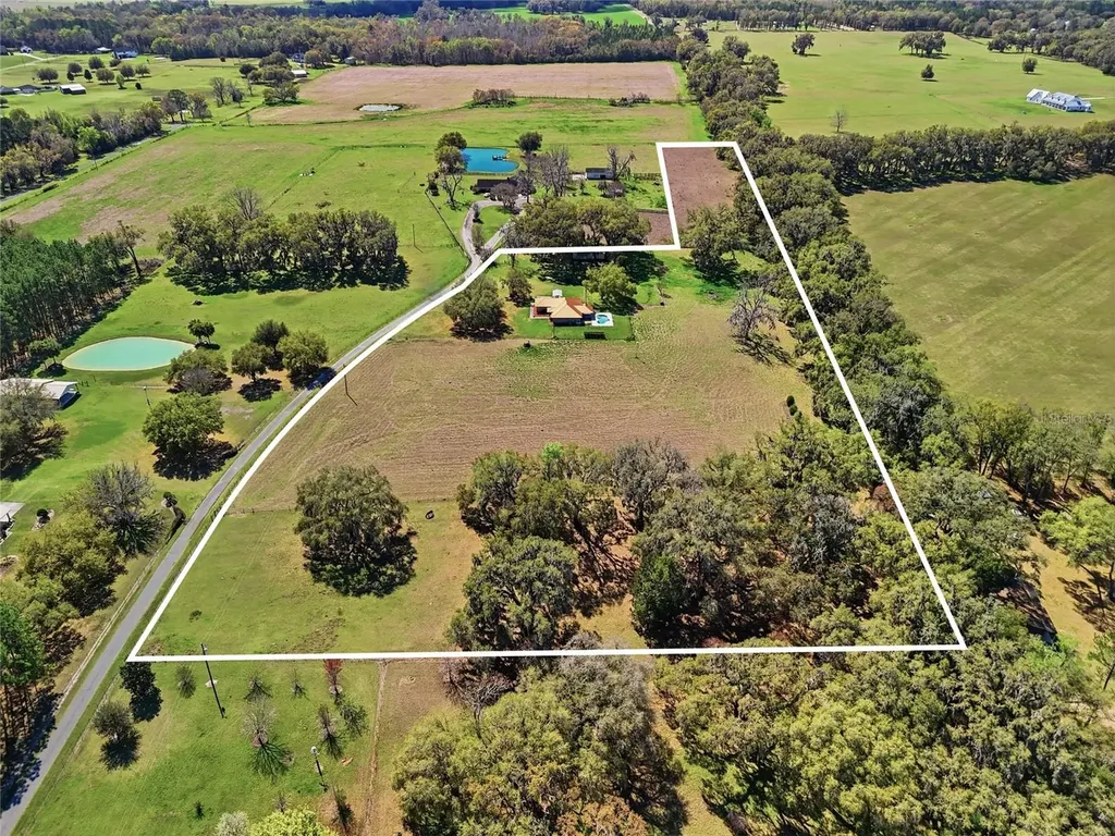 462 SW Fairlington Court Lake City FL 32025