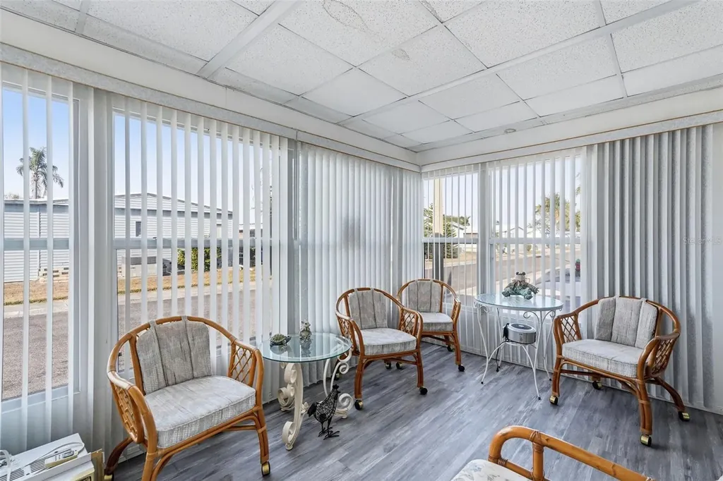 82403 New Circle Drive N Pinellas Park FL 33781