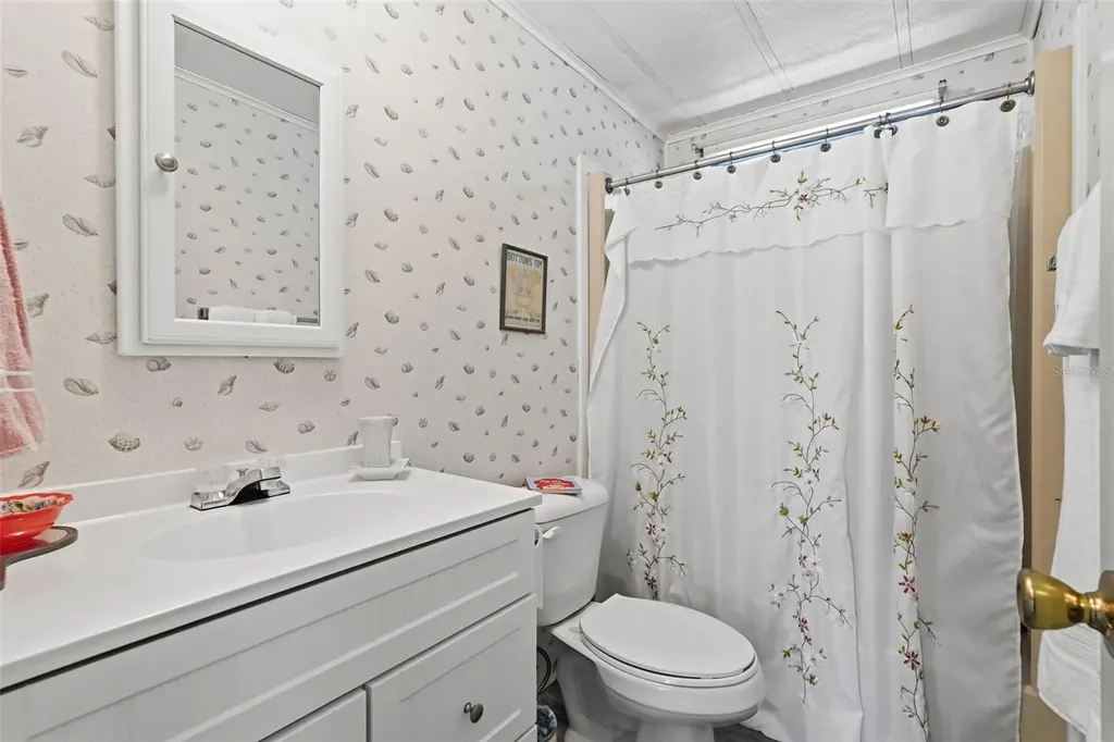 82403 New Circle Drive N Pinellas Park FL 33781