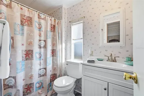 82403 New Circle Drive N Pinellas Park FL 33781