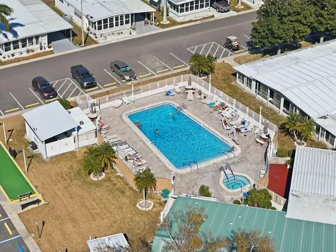 82403 New Circle Drive N Pinellas Park FL 33781