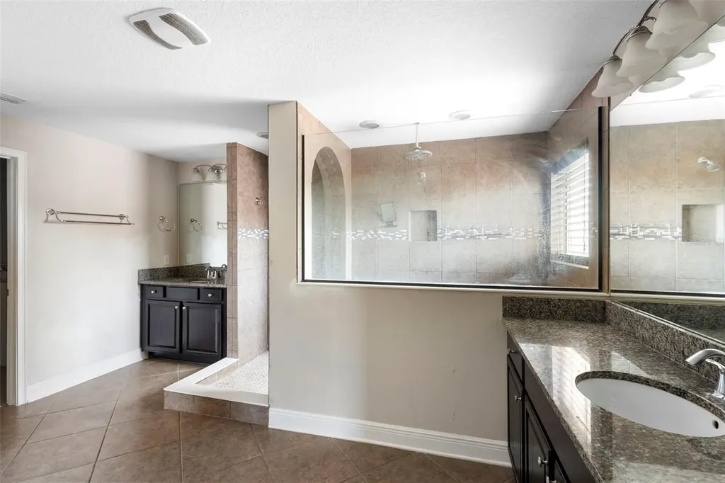 1214 Fountain Coin Loop Orlando FL 32828