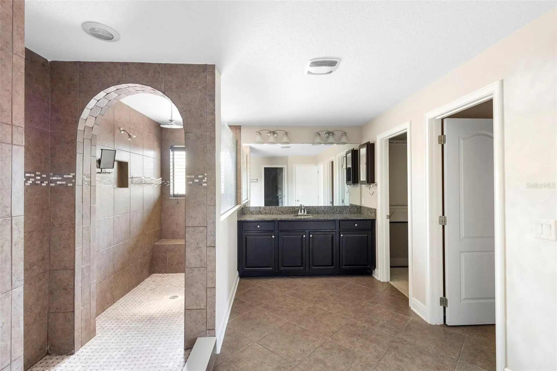 1214 Fountain Coin Loop Orlando FL 32828
